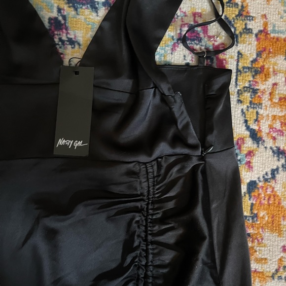 NEW- NASTY GAL HEAVENS TOUCH SATIN DRESS - Picture 7 of 8